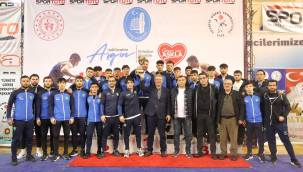 Güreş Şampiyonası’nda Kayseri Şekerspor Türkiye 2'cisi oldu