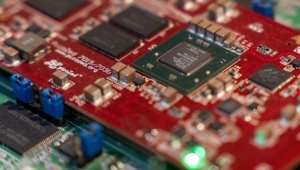 Hollanda ve Japonya'nın, çip makinelerinin Çin'e ihracatının sınırlandırılmasında ABD ile anlaştığı iddiası