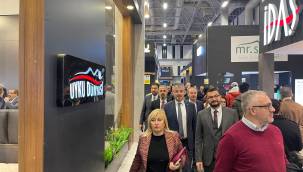 İl Başkanı Çopuroğlu, Kayseri Mobilya Sanayicilerinin yanında