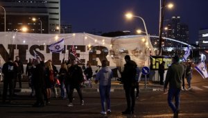 İsrail'de Netanyahu hükümetinin yargı düzenlemesine karşı kitlesel protesto