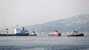 İstanbul Boğazı'nda geçici olarak askıya alınan gemi trafiği açıldı