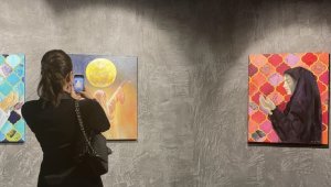 İstanbul'u kadınların gözünden yansıtan "Alem-i Şuhut" sergisi açıldı