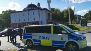 İsveç yasalarından cesaret alan Neonaziler Yahudileri ve Müslümanları hedef alıyor