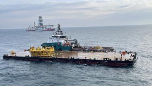 Karadeniz gazını ana boru hattına bağlayacak toplama haznesi "Çepni" denize indirildi