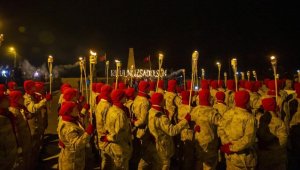 Kars'ta Sarıkamış şehitleri anısına meşaleli yürüyüş yapıldı