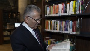 Kayseri Büyükşehir Belediyesi 42 kitabı okurlarıyla buluşturdu 