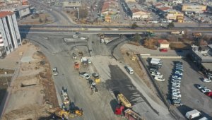 Kayseri'de Kocasinan ve Sivas bulvarlarının bağlantı yolundaki çalışmalarda sona yaklaşıldı