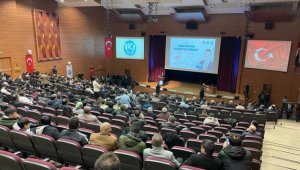 Kayseri'de "Türk Dünyası ve Lider Ülke Türkiye" konulu konferans düzenlendi