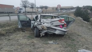 Kırıkkale'deki trafik kazasında 3 kişi yaralandı