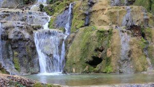 Kırklareli'nde kar yağışının ardından bazı dereler yeniden gür akmaya başladı