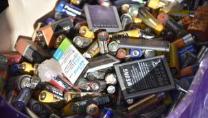 Kocasinan, 1 yılda 351 kg elektronik atık ile bin 390 kg atık pili ekonomiye kazandırdı