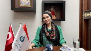 Macaristan'da sanatçı Meşi, Türk Halk Müziği'nin gönüllü elçiliğini yapıyor