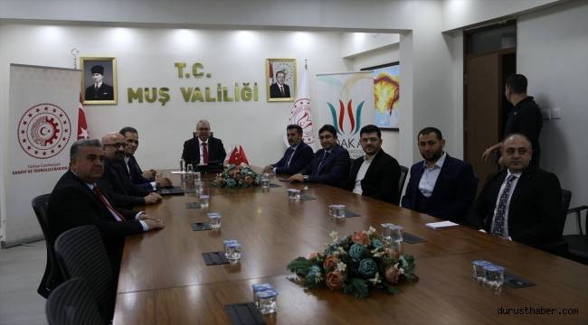 Muş'ta inşa edilen 4 tekstil fabrikasında 1500 kişi çalışacak