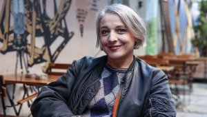 Oyuncu ve sunucu Güner Özkul, babası Münir Özkul'u anlattı: Filmlerden önce tiyatroda bir devmiş