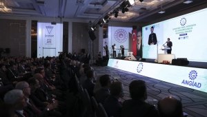 Sanayide Yeşil Dönüşüm ve Sürdürülebilir Kalkınma Zirvesi gerçekleştirildi