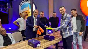 Sporcu dostu başkandan 132 bin TL’lik destek