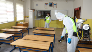 Talas'taki okullarda yarıyıl tatili temizliği