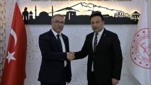 Yeni İl Milli Eğitim Müdürü Karaköse görevi devraldı