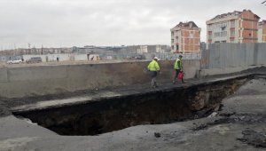 Zeytinburnu'nda doğal gaz sızıntısı kaynaklı yangının verdiği zarar sabah ortaya çıktı