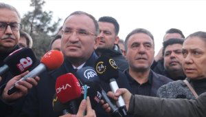 Adalet Bakanı Bozdağ: Depremlere ilişkin provokatif paylaşımlara karşı adli süreçler işletiliyor