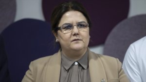 Aile ve Sosyal Hizmetler Bakanı Yanık: Sisteme kayıtlı 1894 depremzede çocuğumuzun 1431'ini ailelerine teslim ettik