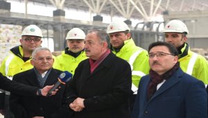 AK Parti'li Özhaseki, Kayseri'de yapımı süren yeni terminal binasını inceledi