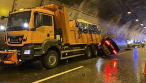 Anadolu Otoyolu'nda zincirleme trafik kazasında 1 kişi öldü, 6 kişi yaralandı