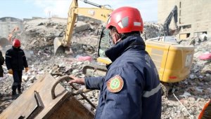 Azerbaycanlı ekipler Kahramanmaraş'ta 51 kişiyi enkaz altından kurtardı