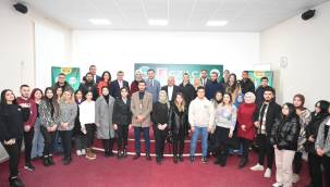 Başkan Büyükkılıç Türkiye'de İlk Olacak Eczacı Asistanlığı Kursunda İlk Ders Zilini Çaldı