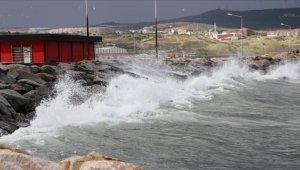 Batı Akdeniz'de fırtına, Kahramanmaraş-Osmaniye çevresinde ise kar bekleniyor