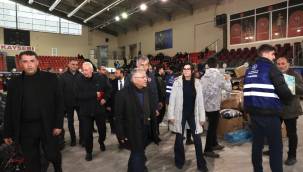 Bölgenin en büyük deprem lojistik merkezi Kayseri'de