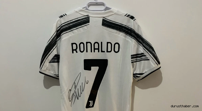 Cristiano Ronaldo'dan depremzedelere destek