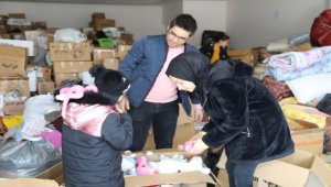 Çubukluların depremzedelere desteği sürüyor