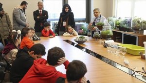 Cumhurbaşkanlığında depremzede çocuklara moral etkinliği