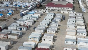 Deprem bölgesi Gaziantep'te çadır ve konteyner kentler kuruldu