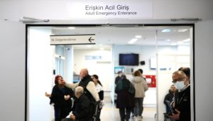 Depremzedeler Mersin Şehir Hastanesi'nde özel alanda tedavi ediliyor