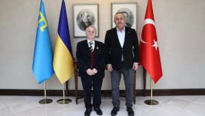 Dışişleri Bakanı Çavuşoğlu, Kırım Tatar Türklerinin lideri Kırımoğlu ile görüştü