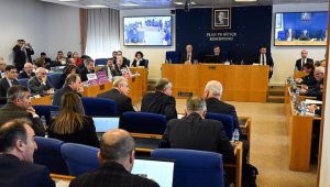 Emeklilikte Yaşa Takılanlara ilişkin kanun teklifi Plan ve Bütçe Komisyonunda kabul edildi