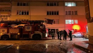 Eskişehir'de çıkan yangında dumandan etkilenen 10 kişi hastaneye kaldırıldı 