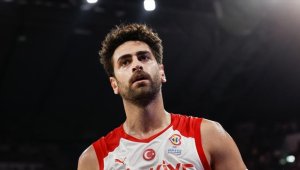 Furkan Korkmaz'ın organizasyonuyla NBA yıldızlarından depremzedelere destek