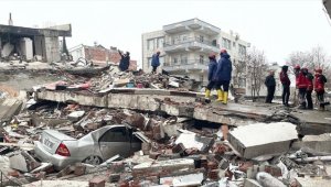 Gaziantep, Kahramanmaraş, Adıyaman, Malatya ve Şanlıurfa'da arama kurtarma sürüyor