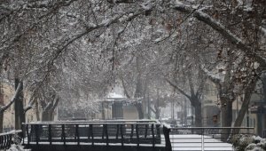 Gaziantep ve çevre illerinde kar yağışı etkisini sürdürüyor