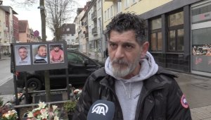 Hanau'da kardeşi öldürülen Çetin Gültekin, Almanya'nın ırkçı saldırılardan ders çıkarmadığını söyledi