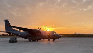 Hatay'da görevli AFAD ekipleri askeri uçaklarla İstanbul'a geldi