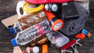 Hayat üçgeni nasıl oluşturulmalı ve deprem çantası nasıl hazırlanmalı?