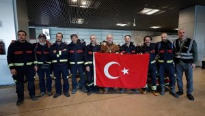 İspanyol arama kurtarma ekibinden Türk halkının dayanışmasına övgü