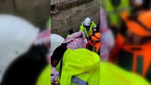 Isparta Belediyesi ekipleri Kahramanmaraş'ta 6 kişiyi enkaz altından kurtardı