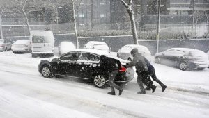 İstanbul Valisi Yerlikaya'dan kar uyarısı
