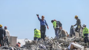 Kahramanmaraş merkezli depremlerin ardından ortalama 4 dakikada bir artçı sarsıntı yaşanıyor