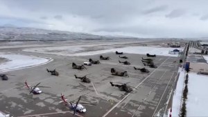 Kara Kuvvetleri, jandarma ve emniyete ait helikopterler deprem bölgesine sevk edildi